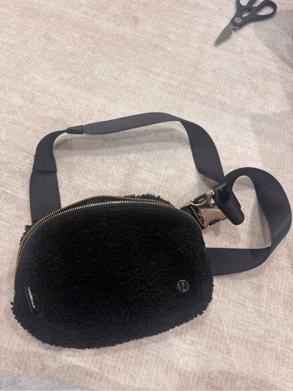 lululemon athletica Black Sherpa Crossbody Belt Bag with Gold Hardware